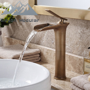 Robinet de salle de bain professionnel Wayon avec <span class=keywords><strong>bec</strong></span> cascade et profil <span class=keywords><strong>haut</strong></span> pour vasque - Product Image 1