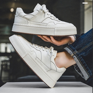 Zapatos deportivos para hombre al por mayor, con suela gruesa, blancos, de fondo plano, casuales, para ir al trabajo, ligeros y transpirables, tipo skate. - Product Image 6