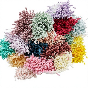 Paquete de 350 Piezas de Pistilos de Flores Hechos a Mano de 2 mm, Color Mate, Estambres Artificiales para Manualidades, Ramos de Flores con Limpiapipas - Product Image 1
