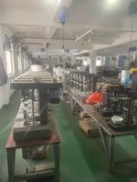 Machine de scellage de canettes semi-automatique en acier inoxydable LK-BCS pour canettes de boissons en verre et en plastique