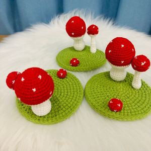 Soporte para Teléfono con Forma de Hongo Tejido a Mano con Hilo de Ganchillo, Lindo, Verde y Rojo, para Ramadán, Cumpleaños, Pascua, Diwali y Otros Festivales - Product Image 2