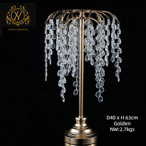 Подставка для цветов из Золотого Металла - Product Image 1