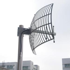 Antenne directionnelle Grid 16dBi GSM extérieure avec câble à faible perte vers SMA Mâle 806-960MHz RY-GSM-101 RG58 LMR195 CE ROHS - Product Image 3