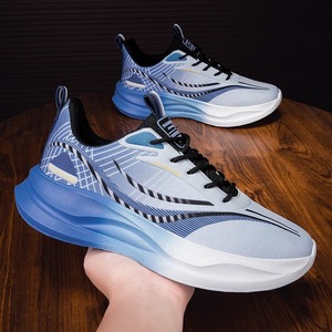 Zapatillas deportivas para hombre al por mayor, ultraligeras, de malla transpirable para verano, talla grande 46, informales, para estudiantes. - Product Image 2