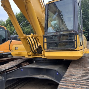 Excavatrice d'occasion Komatsu PC400 de 40 tonnes, moteur de 257 kW, capacité de la benne de 1,9 m, engrenages et moteur inclus - Product Image 4