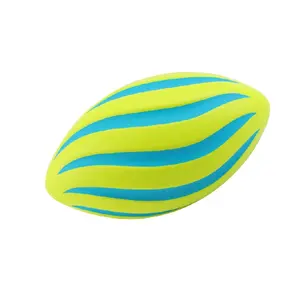 定制9英寸泡沫螺旋聚氨酯泡沫软足球，适合儿童练习和后院玩耍减压挤压球