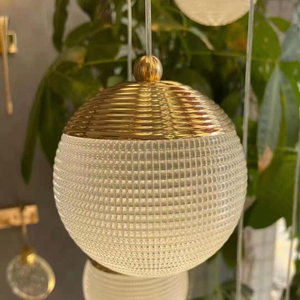 Lámpara colgante moderna de cristal dorado, redonda, con luz LED E27 para sala de estar, lámpara de techo, 2700K, blanco cálido - Product Image 6