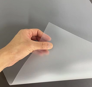 Rifornimento di fabbrica A4 dimensioni 0.4mm coperchio per PET 220*285mm linea di <span class=keywords><strong>carta</strong></span> <span class=keywords><strong>adesiva</strong></span> e pellicola foglio di cancelleria - Product Image 4