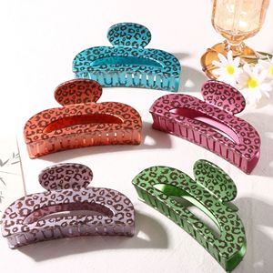 Pinza de Pelo Cuadrada Geométrica con Diseño de Tiburón, Pinza de Pelo Grande de Plástico de 10 cm para Mujer, Accesorio para el Cabello para Fiestas - Product Image 1