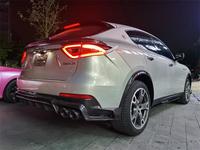 Kit de carrosserie en fibre de carbone style Larte pour Maserati Levante Pare-chocs avant en fibre de carbone + diffuseur arrière pour pièces de voiture Levante