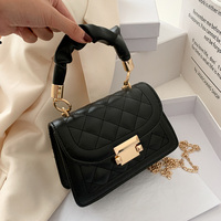 Sac polyvalent pour femme, style tendance, sac à bandoulière à chaîne, petit sac carré en PU avec fermeture à boucle