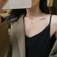 Collier bijoux en acier inoxydable pendentif triangle géométrique coulissant réglable collier à chaîne de chandail à pompon long pour femmes