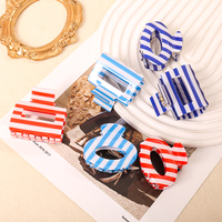 Pince à cheveux carrée à rayures bleues et blanches en PVC, style européen-américain, édition limitée, design unique pour femmes