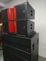 Ensemble complet de sonorisation professionnelle, enceintes line array doubles de 12 pouces, caisson de basses de 18 pouces, système sonore avec microphone et table de mixage DJ