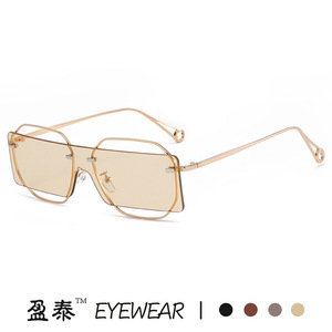 แว่นตาโลหะทรงแปลกตา ป้องกันรังสียูวี 400 กรอบเต็ม สำหรับทุกเพศ - Product Image 5