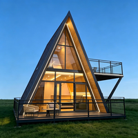 Maison préfabriquée en acier triangulaire européenne personnalisée à montage rapide, imperméable et portable, idéale pour les chambres d'hôtel
