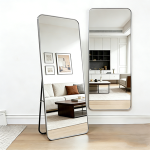 Elegante <span class=keywords><strong>Specchio</strong></span> con Cornice in Metallo per <span class=keywords><strong>Soggiorno</strong></span>, <span class=keywords><strong>Specchio</strong></span> Decorativo a Figura Intera, <span class=keywords><strong>Specchio</strong></span> <span class=keywords><strong>da</strong></span> Terra Moderno Dorato - Product Image 3