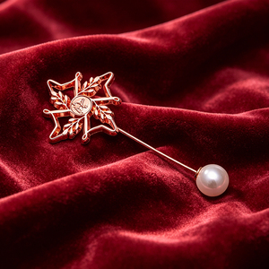 Broche en métal émaillé personnalisée, fabrication sur mesure, logo personnalisé, badge de revers, vente en gros, souvenir, broche promotionnelle, cadeau - Product Image 1