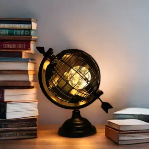 Modern tasarım LED Metal dünya küresi lamba dekoratif aydınlatma ev ve oturma odası için DIY gece lambası dünya toprak lamba