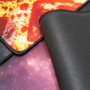 แผ่นรองเมาส์สำหรับเล่นเกมมืออาชีพ 900x400 มม. พื้นผิวผ้ากันน้ำ ทนทานสูง พร้อมฐานยางกันลื่น - Product Image 2