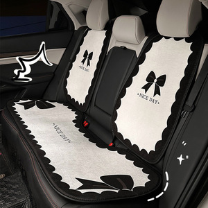 Coussin de siège de voiture en peluche avec nœud papillon, doux et décoratif, universel, adapté aux quatre saisons - Product Image 4