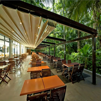 Pergola de jardin intelligente de luxe avec structure en aluminium, toit rétractable et télécommande, auvent imperméable résistant à la pluie