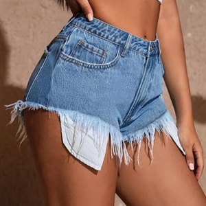 Shorts de mezclilla OEM de cintura alta para mujer, estilo casual recto con botones y cremallera, rasgados, sexys, de gran venta para el verano - Product Image 3