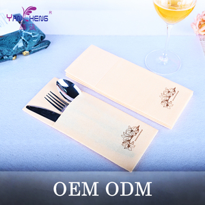 <span class=keywords><strong>Serviette</strong></span> pliante de poche haut de gamme serviettes <span class=keywords><strong>en</strong></span> <span class=keywords><strong>papier</strong></span> de mariage Cocktail personnalisé serviettes <span class=keywords><strong>en</strong></span> tissu sans poussière avec Logo serviettes non pelucheuses - Product Image 6