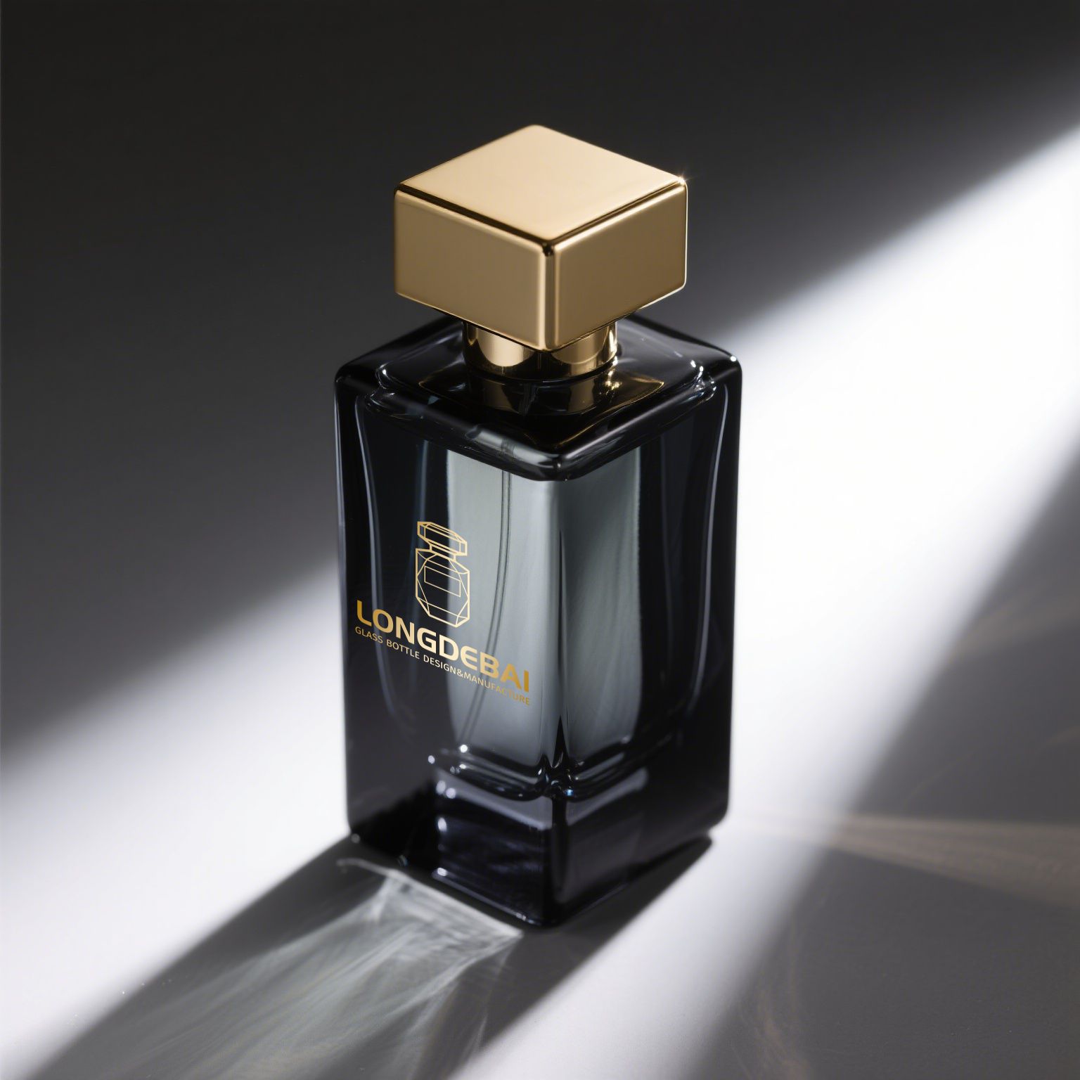 Luxury Gold Perfume Bottles Elegant Durable Designs