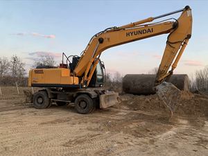 Excavadora de Ruedas Hyundai 210-7 Usada en Venta, en Buenas Condiciones, Excavadora Hyundai 210-7 215 210w-7 210w-9 Usada en Oferta - Product Image 4