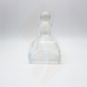 Vente Personnaliser Cap Unique Verre Huile D'<span class=keywords><strong>olive</strong></span> Aromathérapie Rechargeable Voiture Rafraîchisseur Reed Diffuseur Bouteille 50ml 100ml - Product Image 1