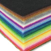 Feutre coloré en gros du fabricant, tissu non tissé aiguilleté de 1 à 5 mm pour la décoration de la maternelle