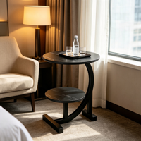 Table d'appoint en pierre frittée à double niveau en forme de C avec cadre en métal noir, table de chevet pour salon, chambre et hôtel