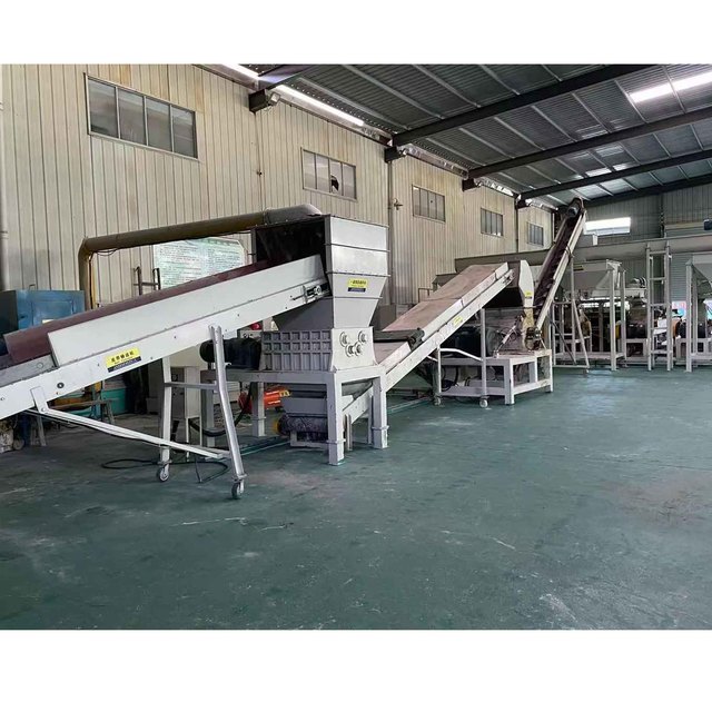 Scrap Computer CPU Recycling Equipment Waste Printed Circuit Boards Crusher Separator Plant Waste Treatment Engine Motor Pump