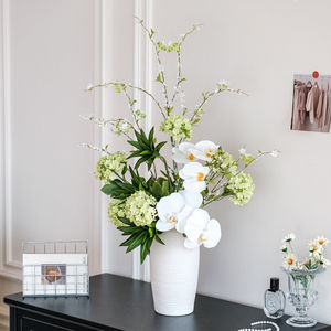 Arrangement de fleurs artificielles, orchidée Phalaenopsis, hortensia, fleurs en soie, vase blanc pur, décoration d'intérieur - Product Image 4
