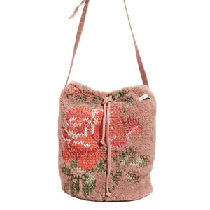 顶级优质超高品质意大利女式刺绣水桶包，皮毛羊皮制成，出口