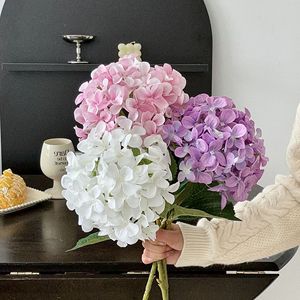 Hoa giả cẩm tú cầu trắng tím lớn, chất liệu lụa, thân dài, trang trí nhà cửa sang trọng, dùng được trong nhà và ngoài trời - Product Image 2