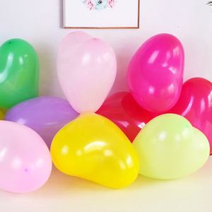 Décorations pour la Saint-Valentin, les mariages et les anniversaires - Ballons en latex en forme de cœur de 10 pouces, couleur pastel mate, à l'hélium ou à l'air - Product Image 2