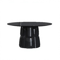 Table à manger noire brillante moderne et écologique pour projet de villa de luxe au Liban, base sculpturale capitonnée, sur mesure OEM pour hôtels