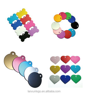 โรงงานผลิตป้ายห้อยคอสุนัขอะลูมิเนียมอัลลอยด์แบบสองด้าน รูปทรงตามสั่ง ปั๊มขึ้นรูป ชุบอโนไดซ์ พิมพ์ซิลค์สกรีน - Product Image 1