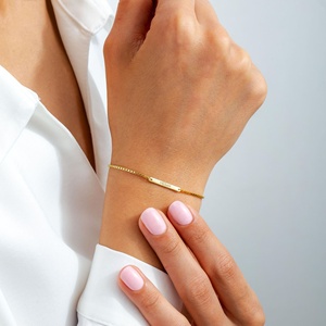 Nuevo Estilo Minimalista: Pulsera de Barra Dorada de Acero Inoxidable, Joyería Personalizada, Pulsera Larga con Dije Grabado, Venta al por Mayor - Product Image 3