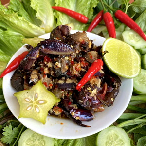 ปูดองเวียดนามปรุงรสพร้อมรับประทาน รสเผ็ดกระเทียม ปูดองดองรสเผ็ด อาหารทะเลหมักดอง ของดีประจำที่ต้นเมกง - Product Image 1