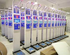 Báscula Corporal DHM-15 con Medición de Altura y Peso, Balanza Electrónica Ultrasónica - Product Image 6
