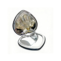 Miroir de poche personnalisé en cuir PU en forme de cœur, miroir de voyage HD, miroir compact rose mignon pour femmes et filles, cadeau de la Saint-Valentin