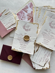 Carte d'invitation de luxe en typographie, papier coton profondément gaufré, élégante carte d'invitation pour douche nuptiale, mariage et déclaration de mariage - Product Image 5