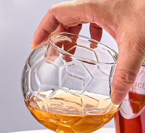 Verre à whisky en forme de ballon de football, verre à bière transparent en forme de ballon, logo personnalisé pour bar, restaurant, vente en gros - Product Image 2