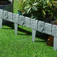Clôture de jardin pliable moderne minimaliste en PVC F-666 pour l'aménagement paysager extérieur