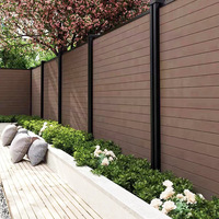 Valla de Madera Plástica WPC con Diseño Moderno para Villas, Hospitales y Hoteles, Ecológica, Ignífuga, Impermeable y Resistente a la Humedad, para Pasillos y Parques