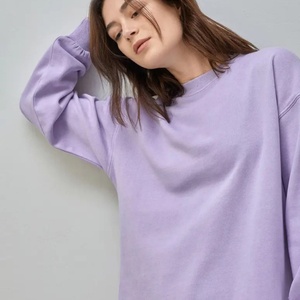 Sweat-shirts personnalisés pour femmes, tendance, imprimé animal, en tissu éponge 100% coton, logo sur le devant, col rond, coupe ample, couleur lavande - Product Image 4