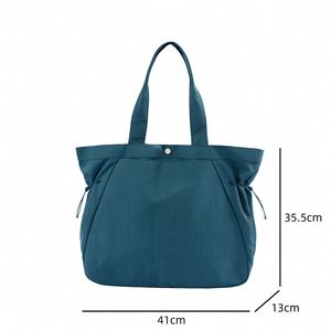 Sac de courses pliable robuste Superet, grand sac de shopping réutilisable à bandoulière avec logo personnalisé - Product Image 5